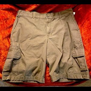 Dickies Cargo Shorts Men’s Size 40 Like New!!